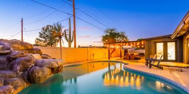Pool view of back yard at luxury arizona property in paradise valley