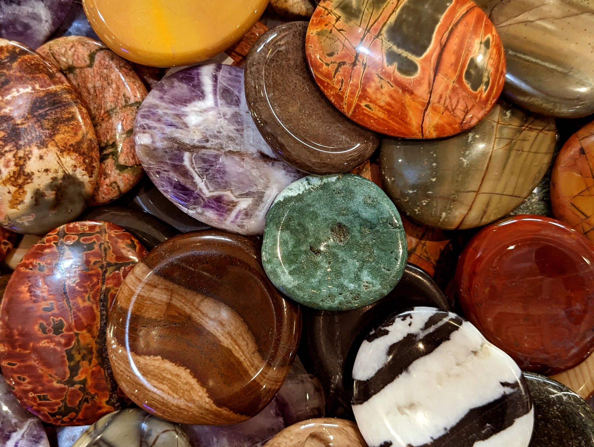 Happy Ohio Rocks Crystals and Rocks - Hippiefoxrocks