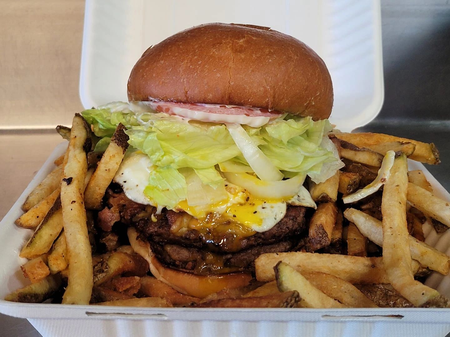 Diamond Deli Deli Restaurant, Gambling, Video Lottery