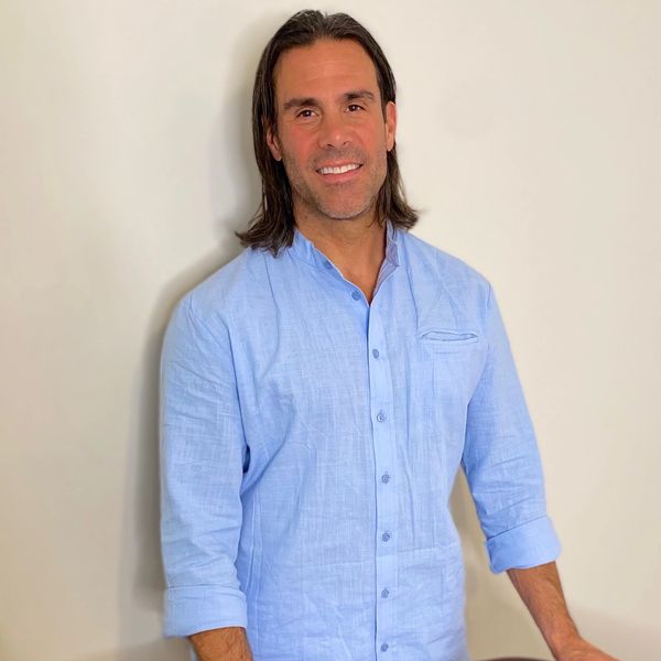 Reiki Master. Light touch healing. Reiki Practitioner