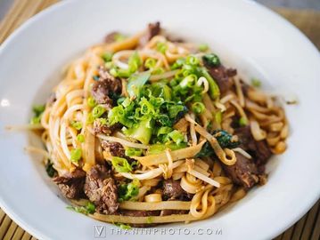 Pho Xao veggie with beef 