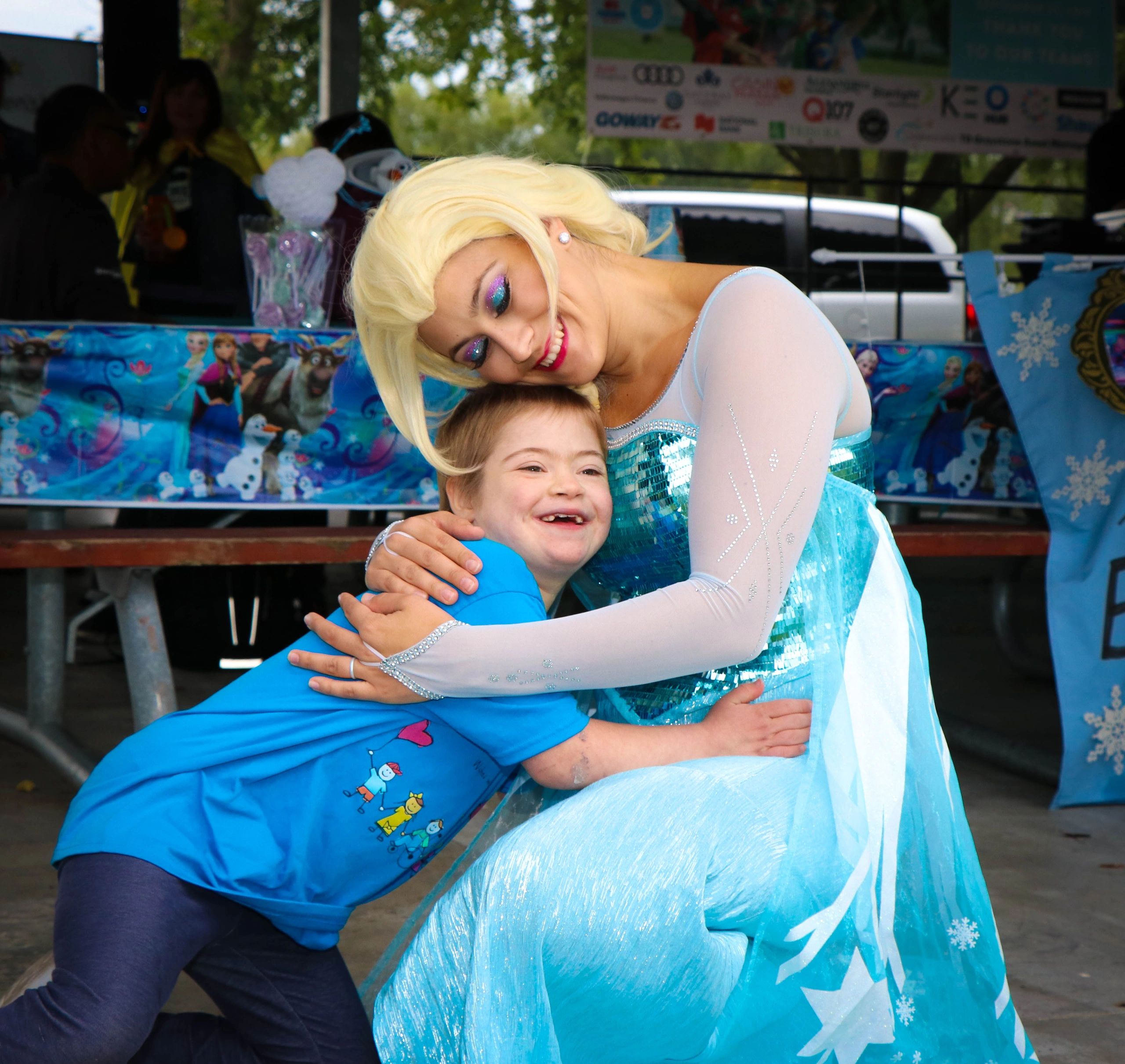 Elsa huggin girl