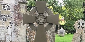 memorial cross