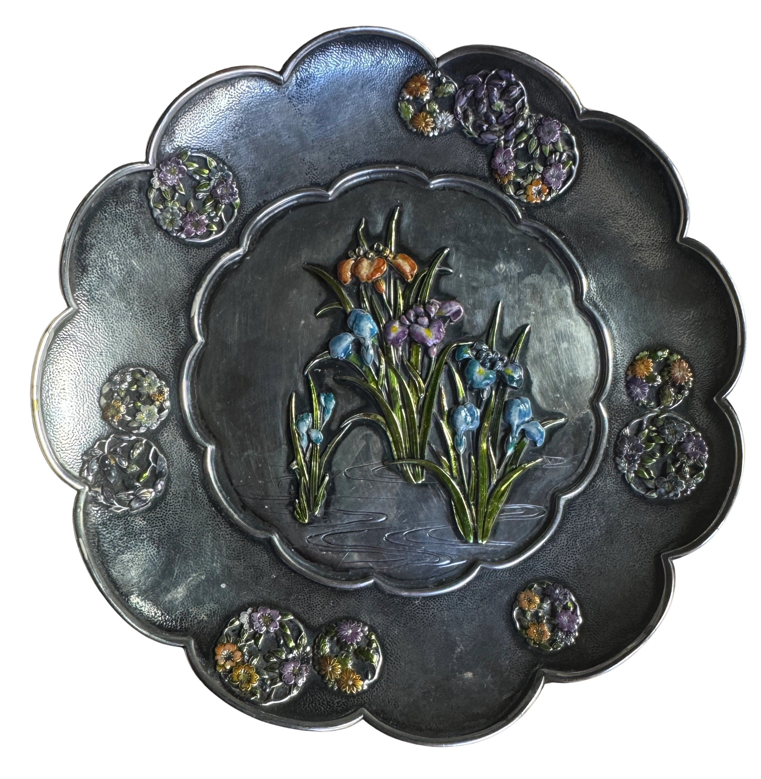 Pure silver dish enameled and with enamel appliqués. Meiji era.