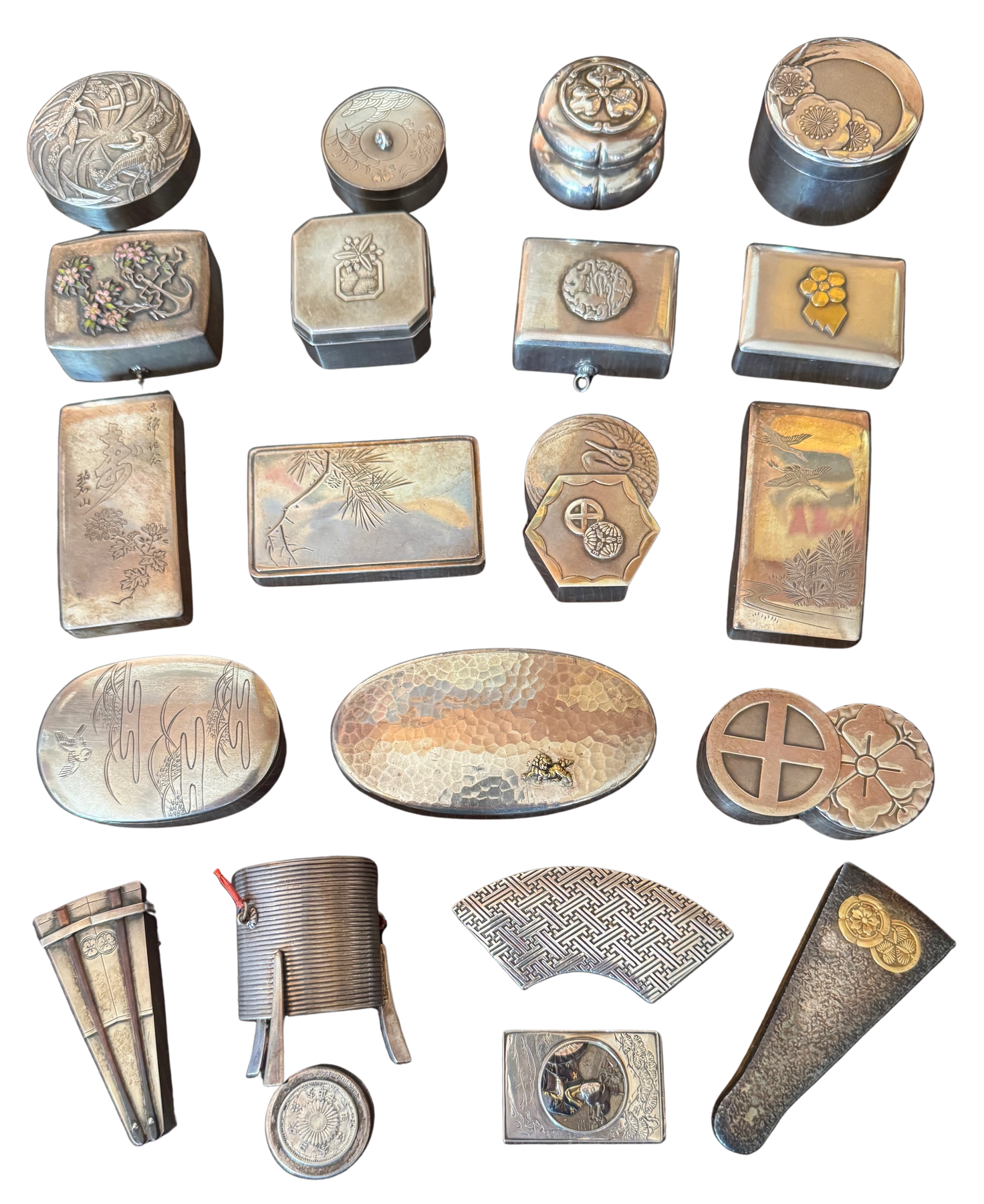 Silver bonbonnieres. Meiji, Taisho & Showa eras.