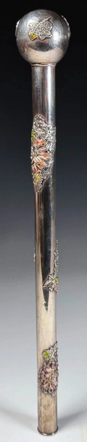 Enameled silver parasol handle. Hirata school, Meiji era.