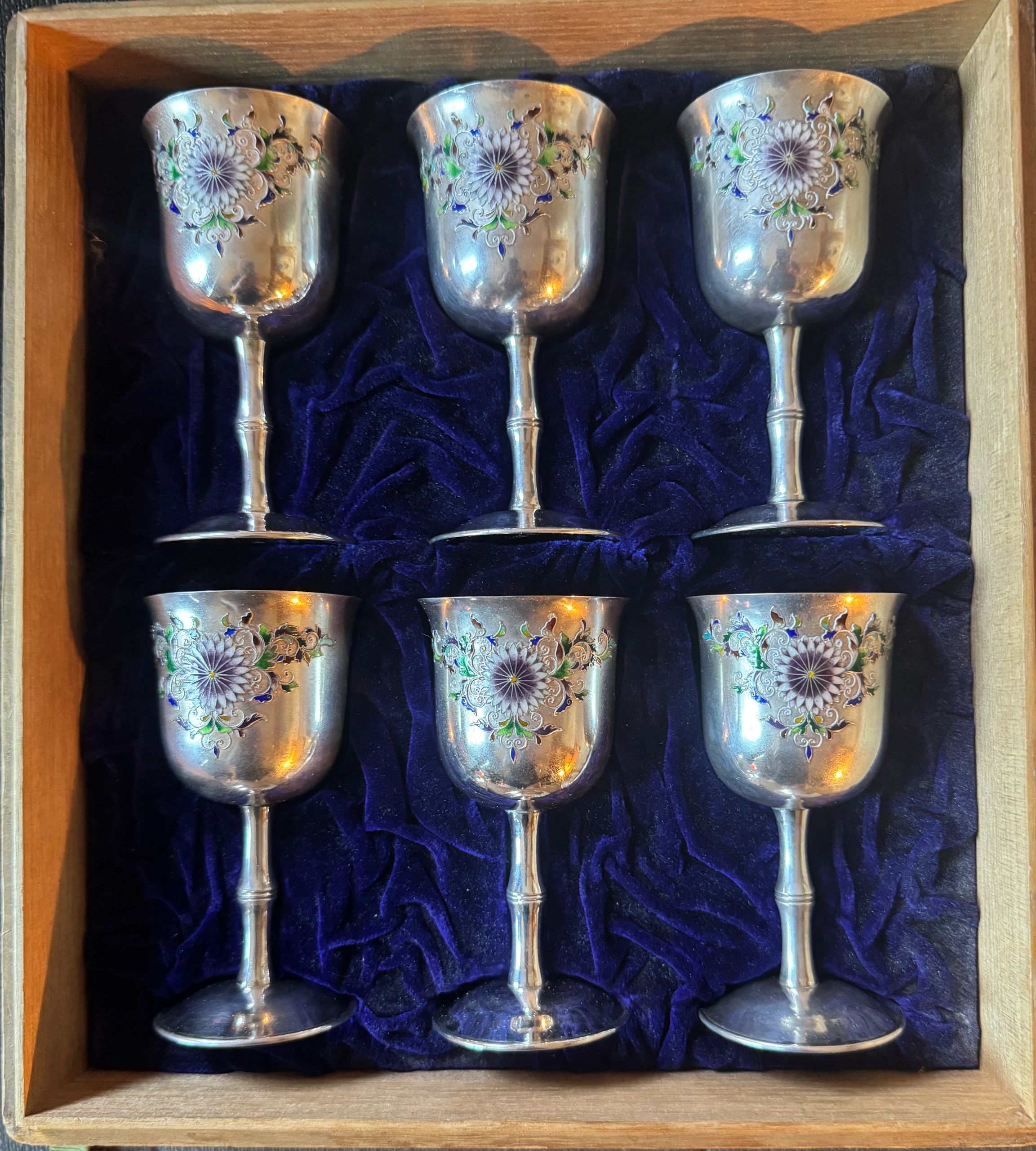 Enameled silver goblets. Maruki, Meiji/Taisho era.