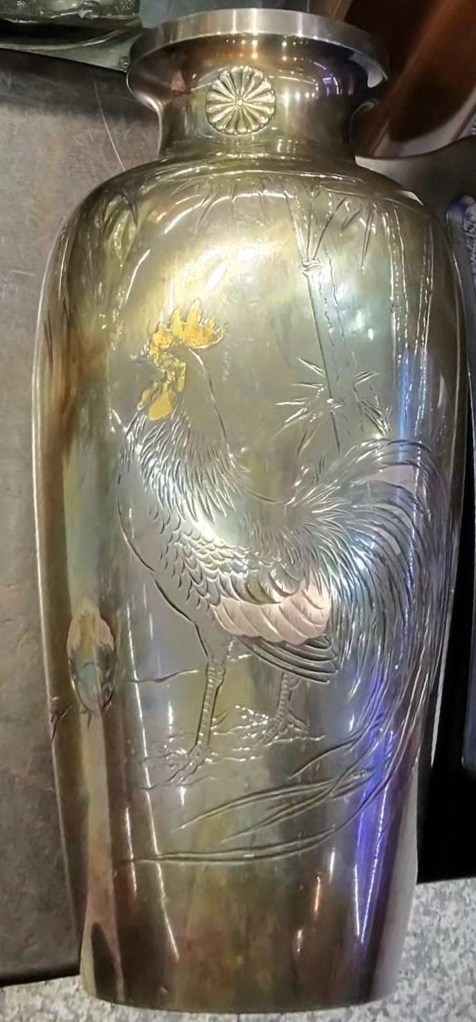 Pair of Imperial silver vases by Yamaguchi Kazuteru. Gift from Taisho Empress, Tokyo c.1920