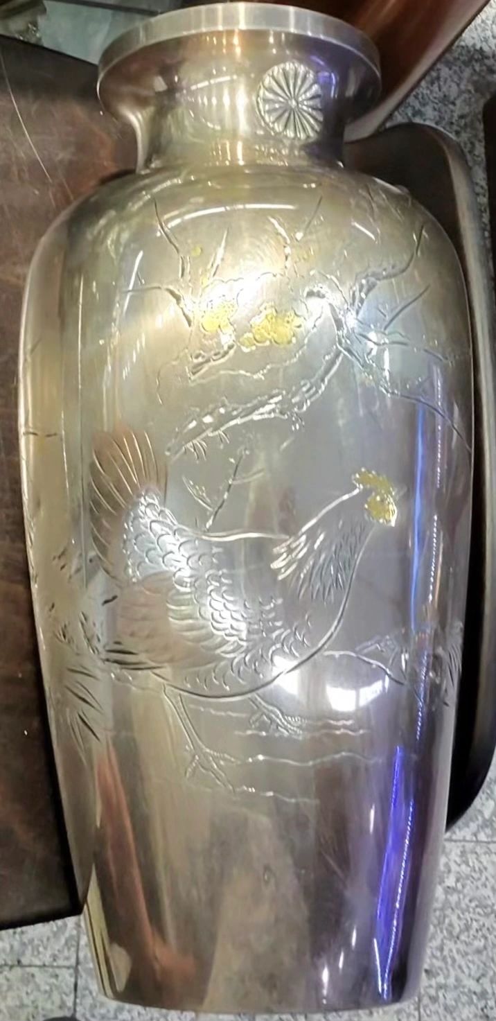 Fine Japanese cloisonné enamel work
