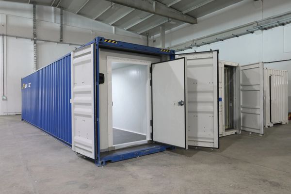 Mobile cold room storage