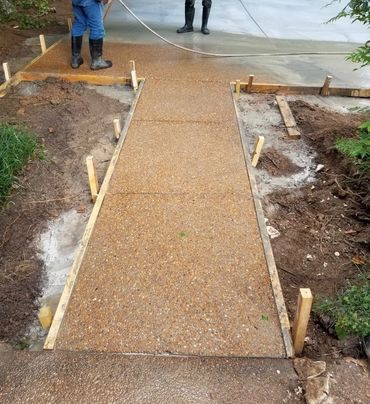 Washed Pea Gravel finished driveway