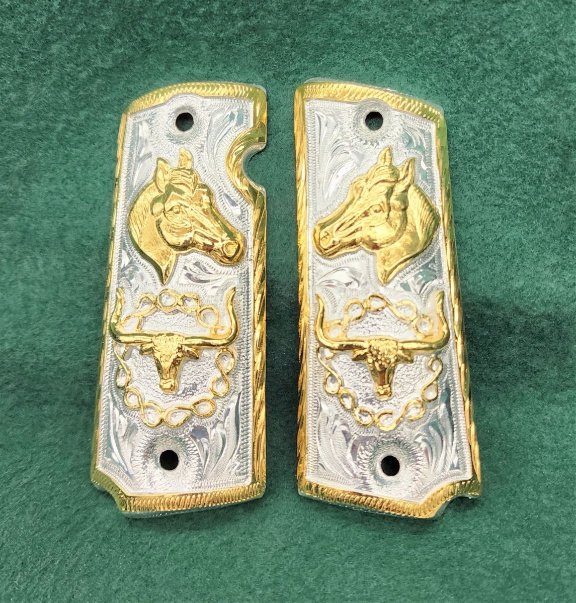 1911 Silver Plated Grips w/ Custom 24K Gold Plated Pony, Bull, Chain ...