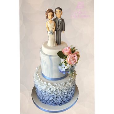 Blue and white wedding cake