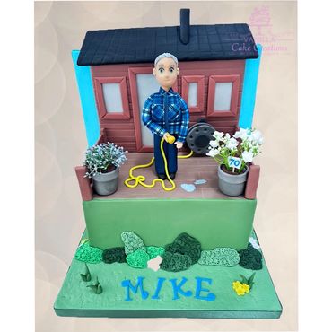 Gardener cake holiday home cake Gardening cake