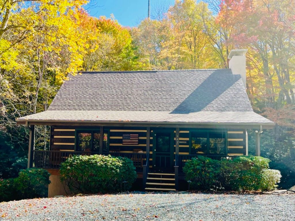 Hawksnest Cabin Cabin Rentals, Cabin, Vacation Rental