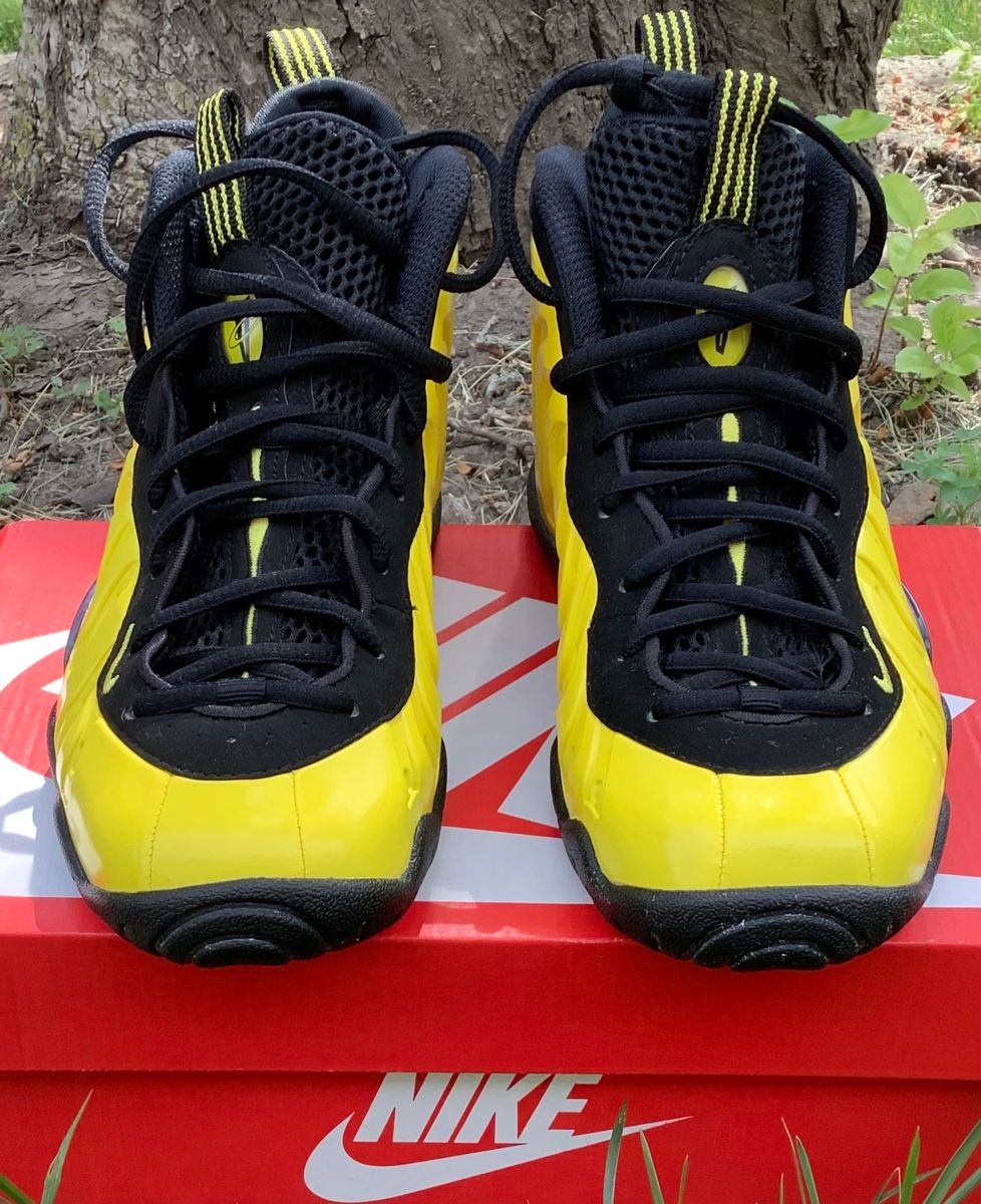 Nike "Air Foamposite One Wu-Tang Optic Yellow" Big Kids Size 4y
