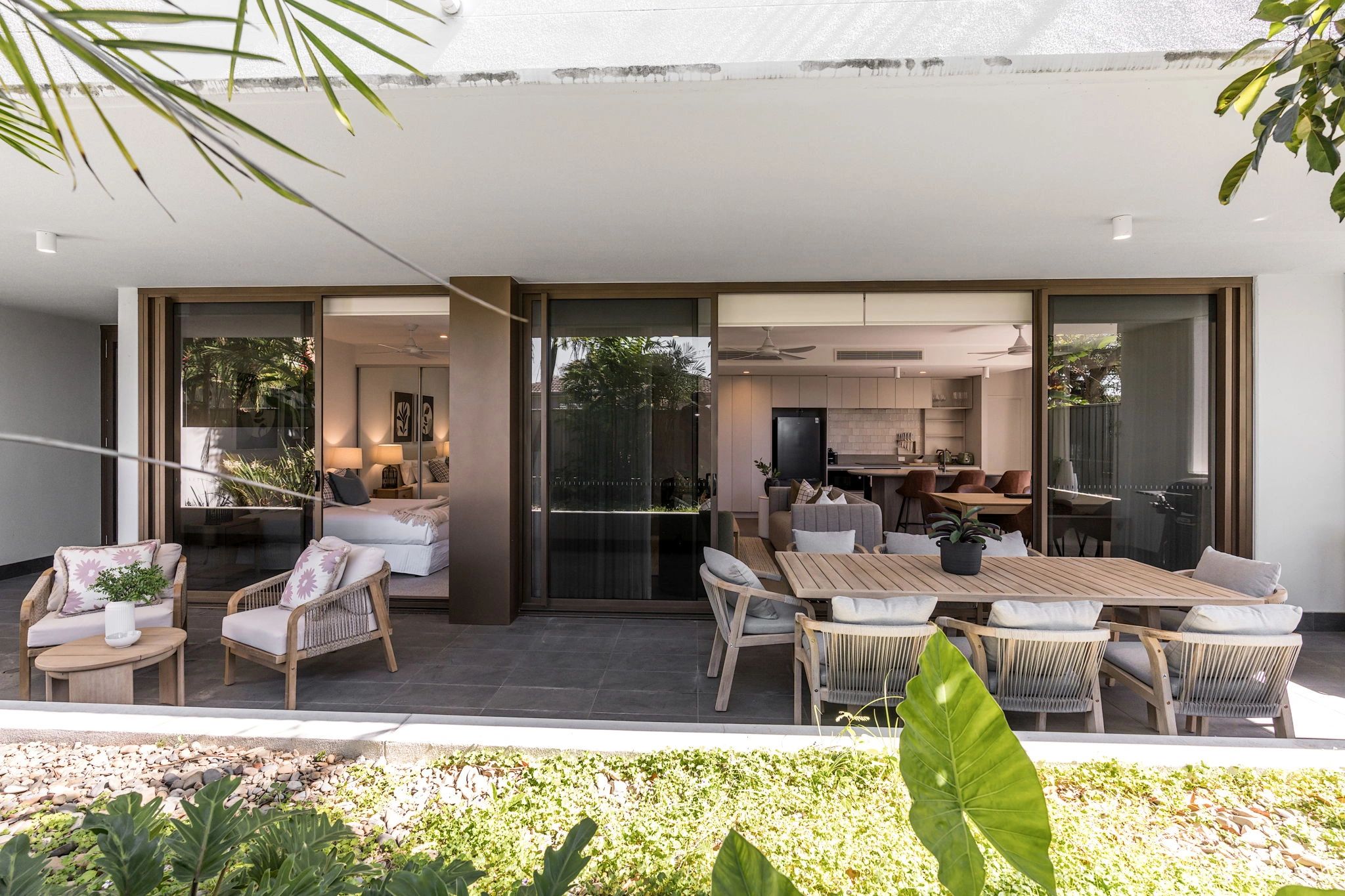 Outdoor patio and alfresco area at Aurelia