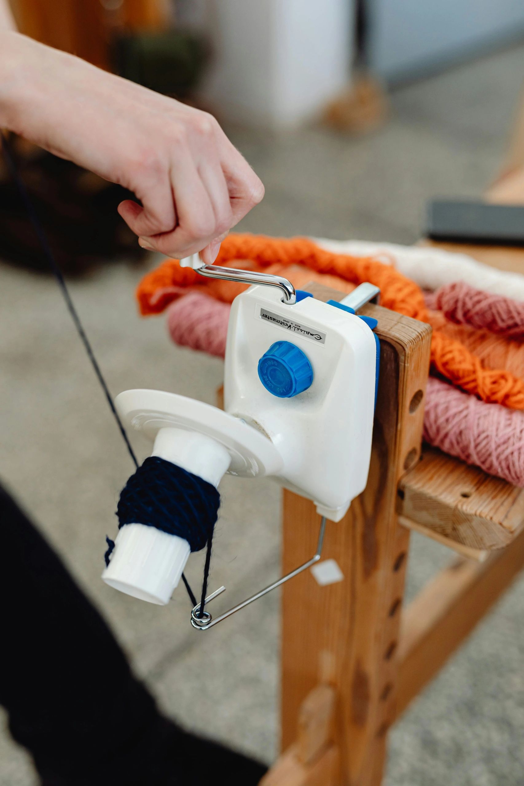 Yarn Winder Guide