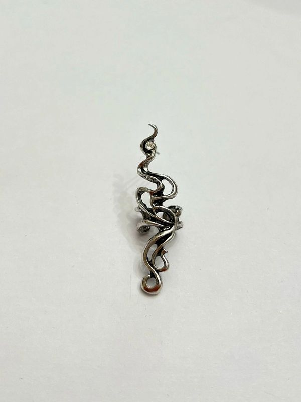 Silver Vintage Coiled Snake Ring.