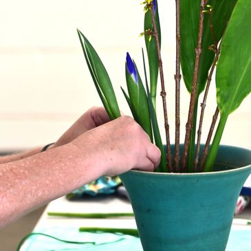 side view of Shoka Shofutai being arranged