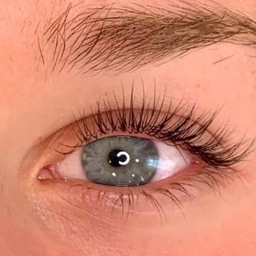 Lash Lift, Lash Tinting, Brow Tinting