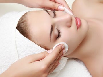 Kymberlee's Permanent Makeup & Aesthetics in Maine, facials, skin care, chemical peels, 