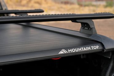 Mountain Top Retractable Truck Bed Cover 