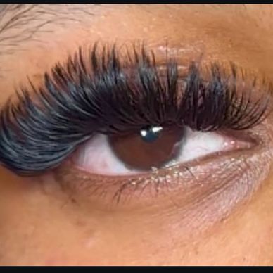 Volume lash extensions 