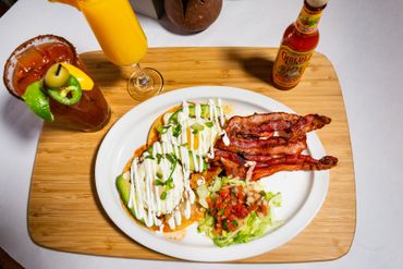 Closeup shot of delicious dish and drinks