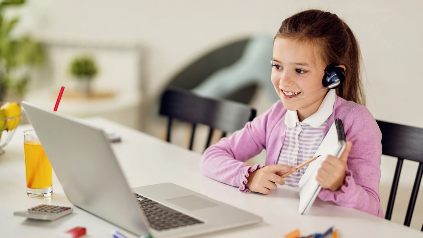 Child in an online Spanish tutoring session