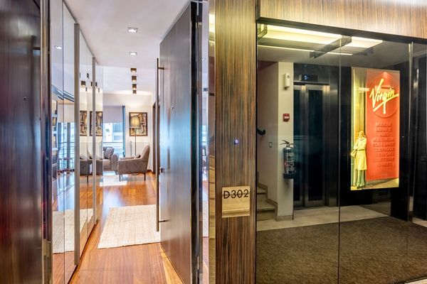 Deger 16 Residences bina koridoru ve asansör, Nişantaşı