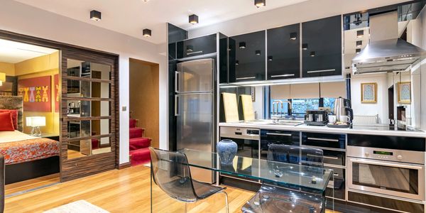 Fully equipped kitchen for long stays in a furnished apartment at Deger 16, Nişantaşı