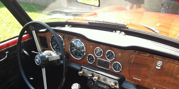 Triumph dash