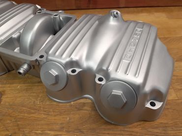 Honda CB750 SOHC4 valve cover