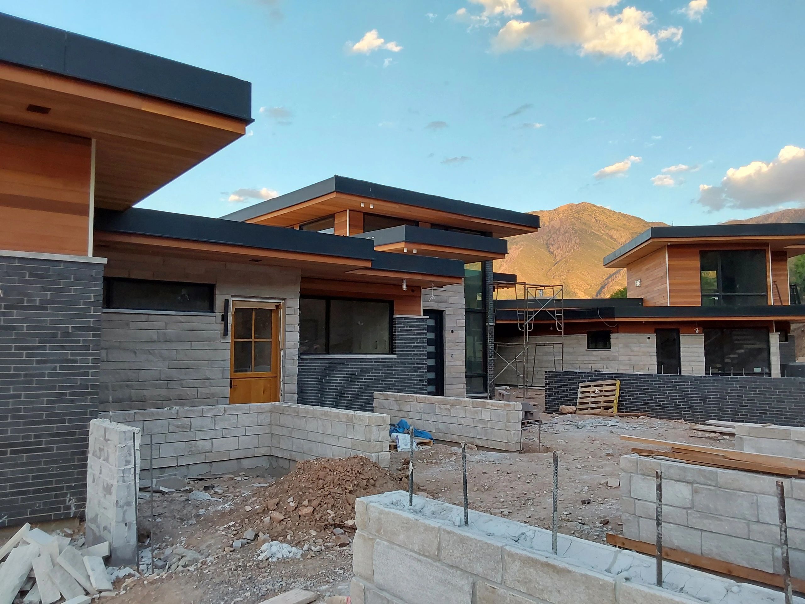 Pro Edge Construction - Quality Construction Services