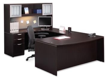 Office Furniture: U shape desk with hutch