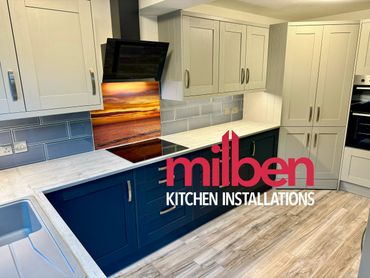Kitchen fitter 