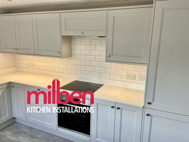 Kitchen fitter 