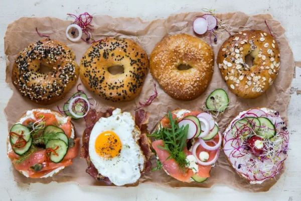 Bagels N A Hole Lot More, Bagel shop
