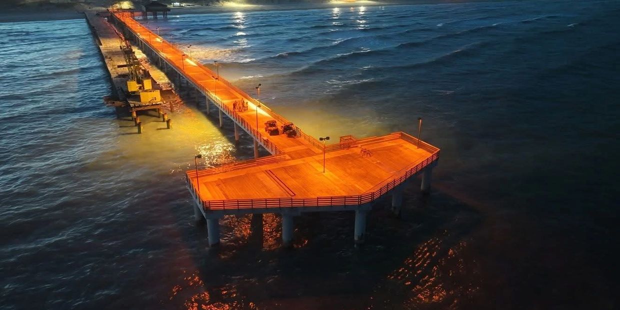 The new Bob Hall Pier Decking & HandRails completed by Maddalone Development