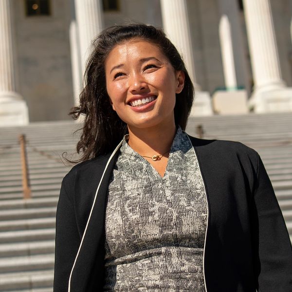 Mackenzie Loy, Homemade in DC CEO, standing on the steps of capital hill