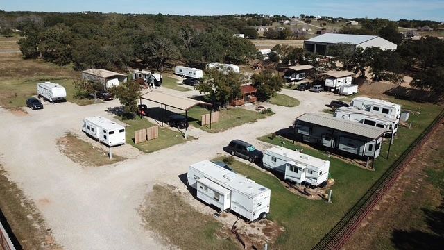 Oak Breeze Village RV Park photo 4