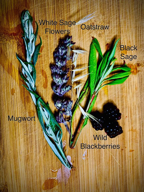 Foraged ingredients - Mugwort, White Sage Flowers, Oatstraw, Black Sage, Wilde Blackberries. Made Po