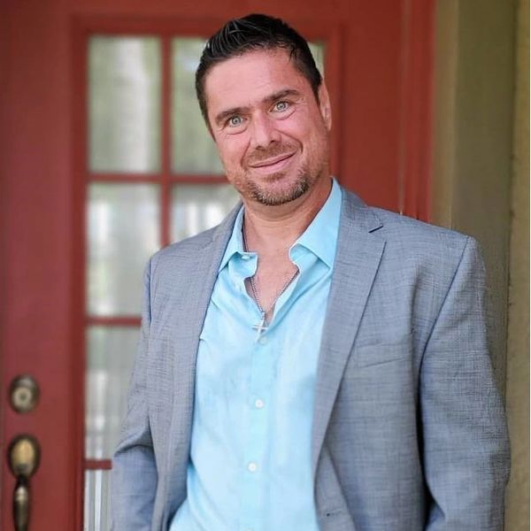 "Helping people make confident real estate decisions for over 20 years."