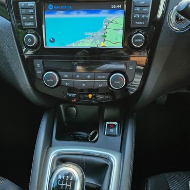 Nissan Qashqai infotainment system