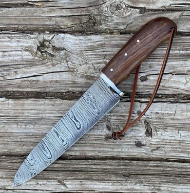 Handmade Demascus blade with Ironwood Handle