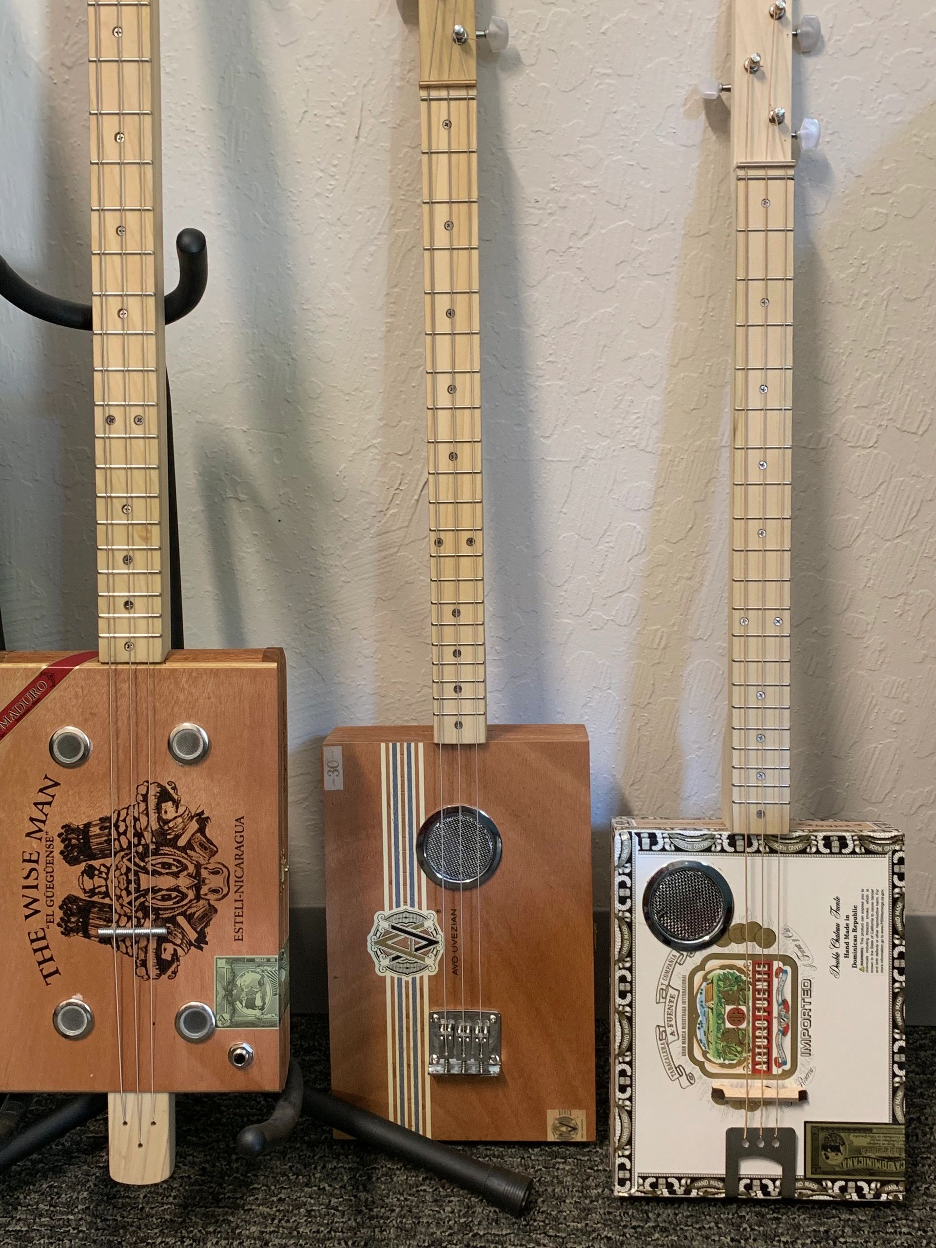 Cigar Box Guitar Dust Devil Cigar Box Guitars