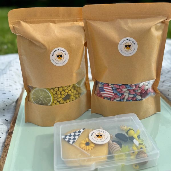 Lemonade Stand Pour & Play, USA Pour & Play, Bumble Bee Busy Box.