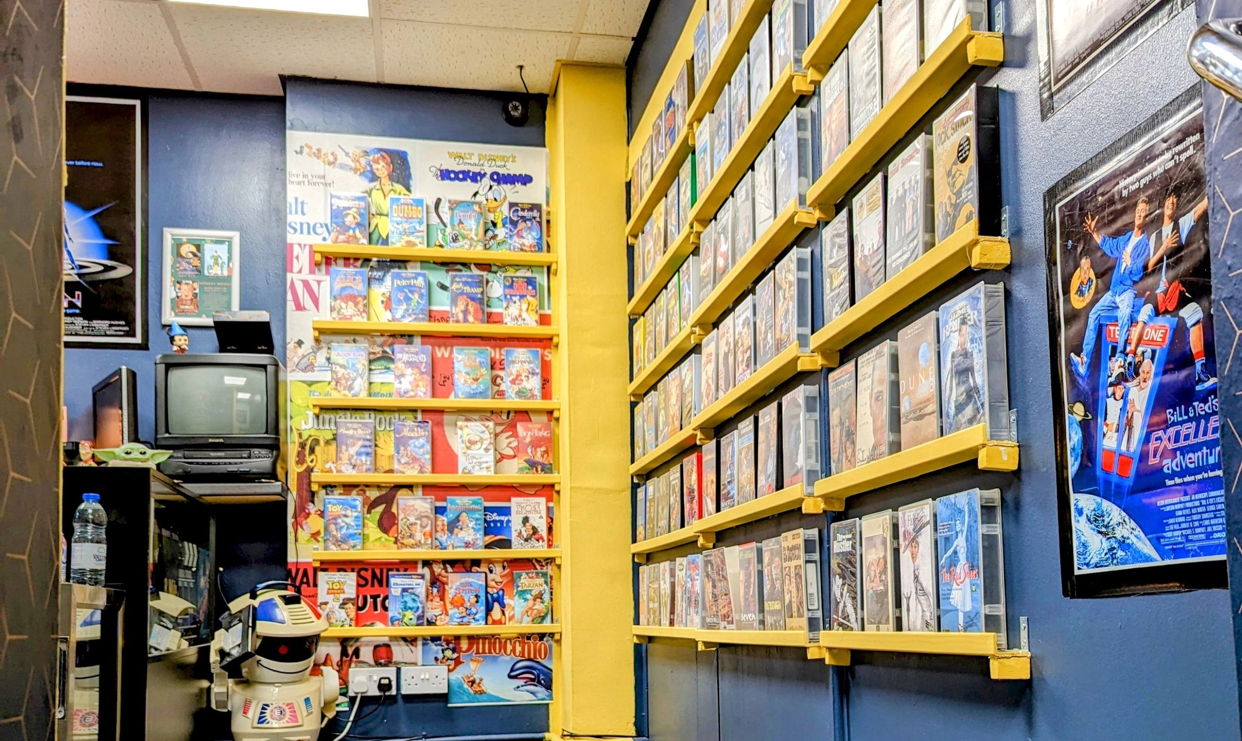 retro-games-arcade-gaming-pixel-busters-stoke-on-trent-england