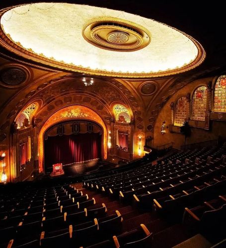 Inside the grand Alabama Theatre.  My absolute favorite place in Birmingham, Alabama!